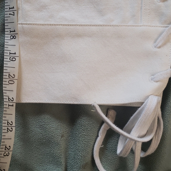 Jill Stuart Ingrid Crop Jeans - Picture 8 of 9